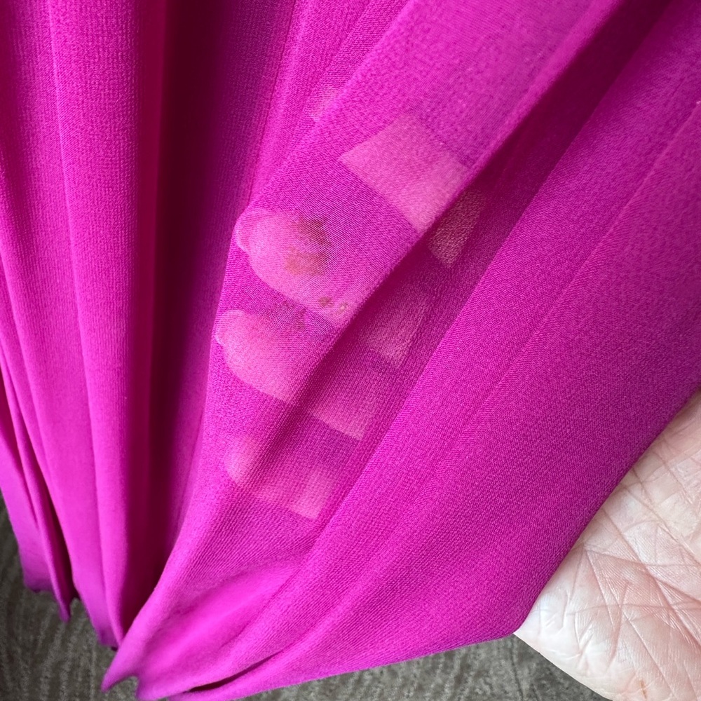 Elegant Pink Evening Dress, Size 4. - Picture 8 of 15